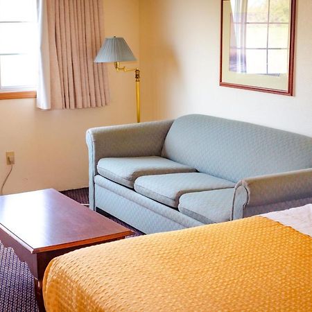 Cozy House Inn & Suites By Marifah Williamsburg Exteriör bild