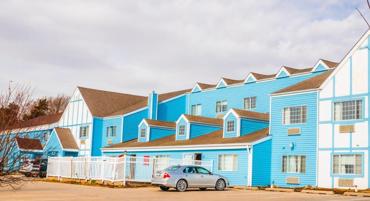 Cozy House Inn & Suites By Marifah Williamsburg Exteriör bild