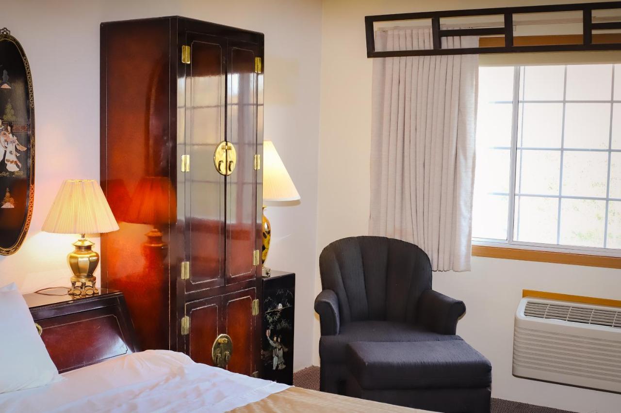 Cozy House Inn & Suites By Marifah Williamsburg Exteriör bild