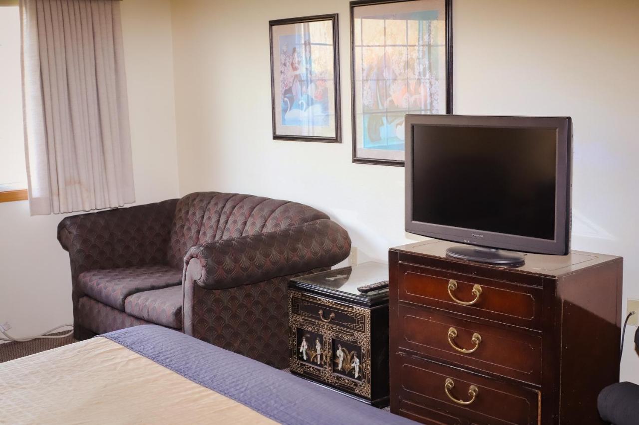 Cozy House Inn & Suites By Marifah Williamsburg Exteriör bild