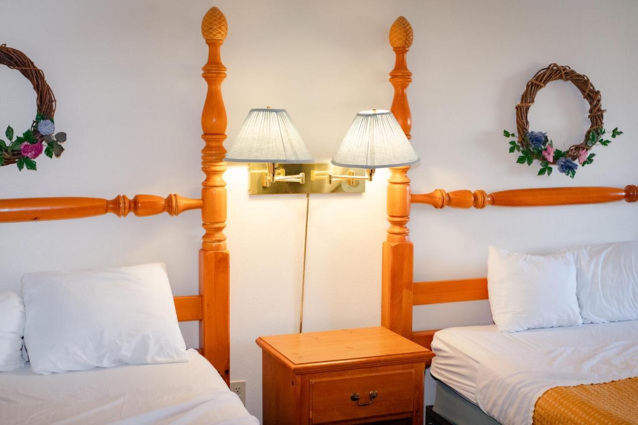 Cozy House Inn & Suites By Marifah Williamsburg Exteriör bild