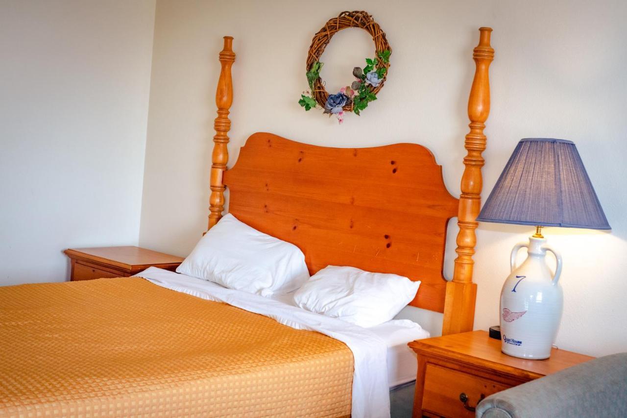 Cozy House Inn & Suites By Marifah Williamsburg Exteriör bild